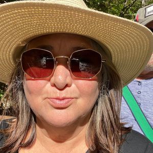 Meet your Posher, Robyn